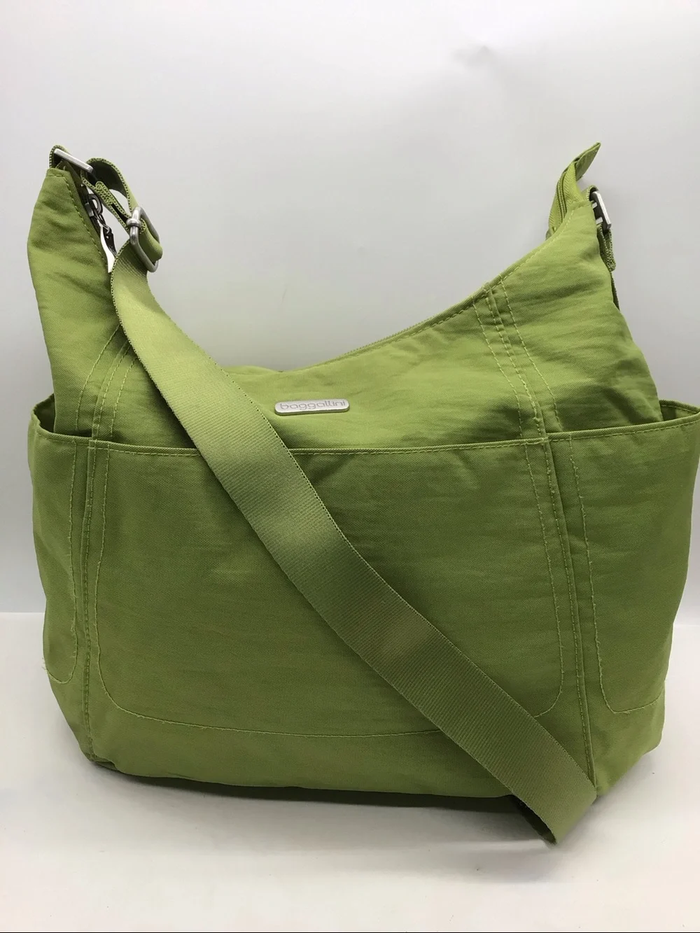 Baggallini Lime Green Nylon Shoulder Bag - Picture 2 of 11